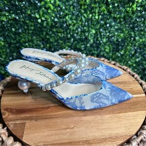 Betsey Johnson Blue Floral Heels with‎ Pearl Accents